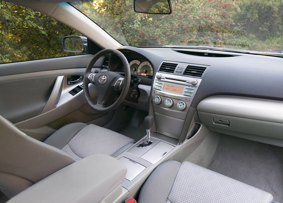 2007 Toyota Camry SE Interior