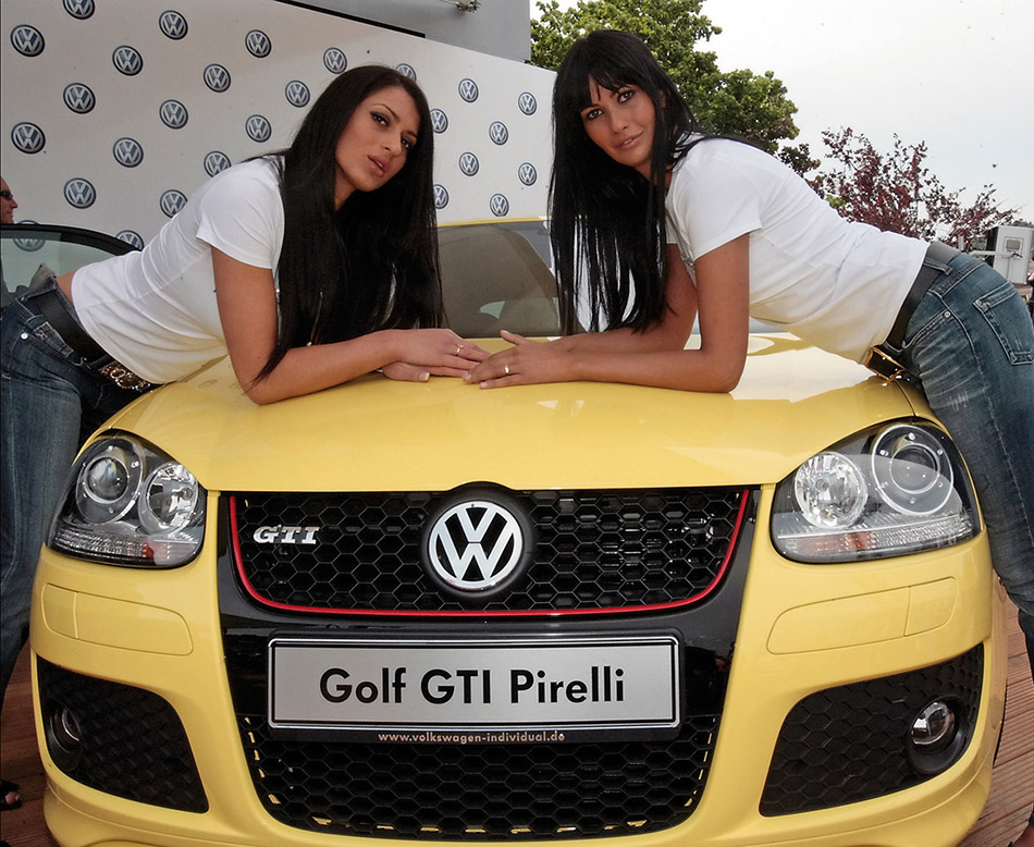 2007 Volkswagen Golf GTI Pirelli Girls