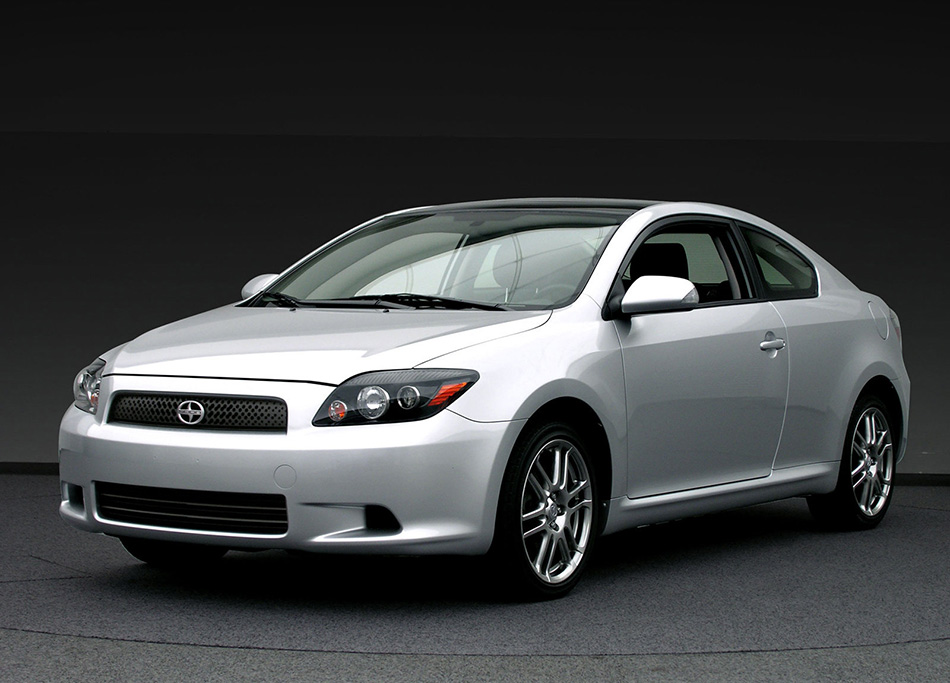 2008 Scion tC Front Angle