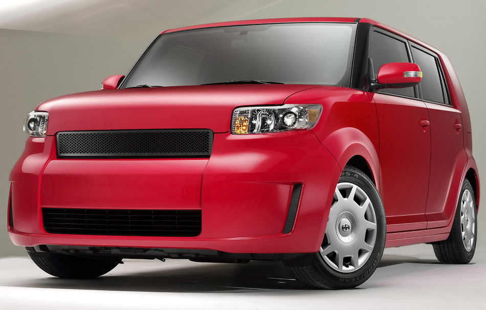 2009 Scion xB Release Series 6.0 Front Angle