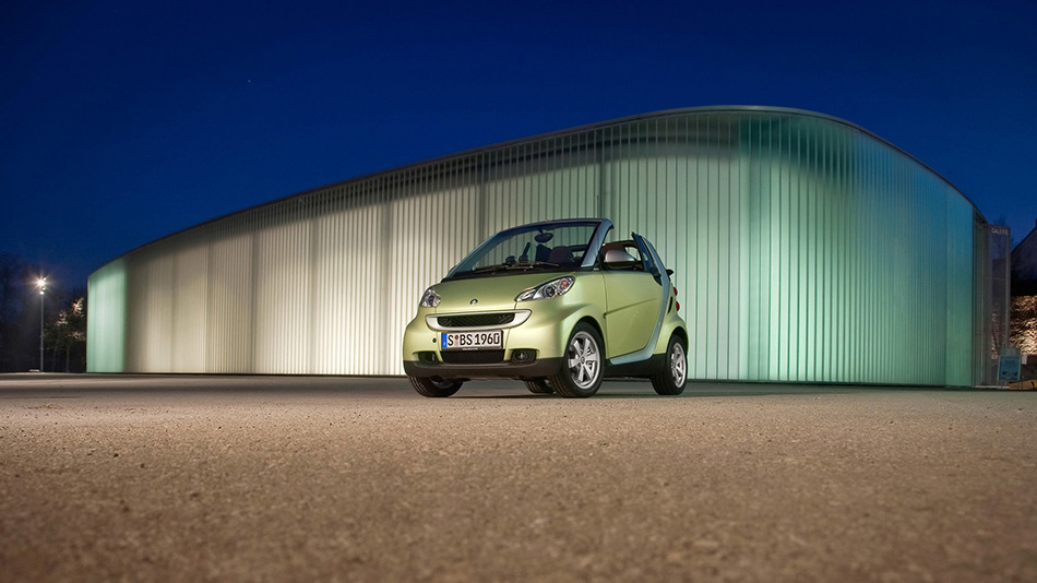 2009 Smart ForTwo Edition Limited Three Front Angle