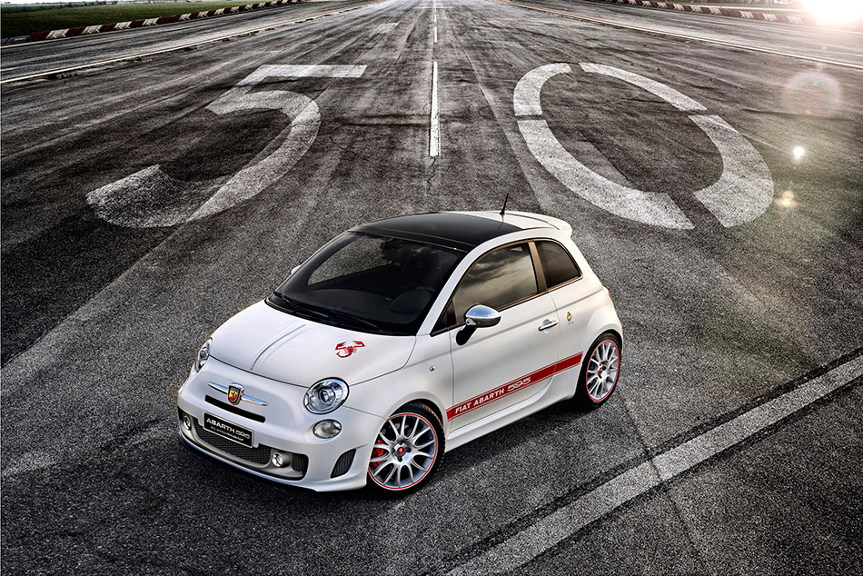 2013 Abarth 595 Front Angle