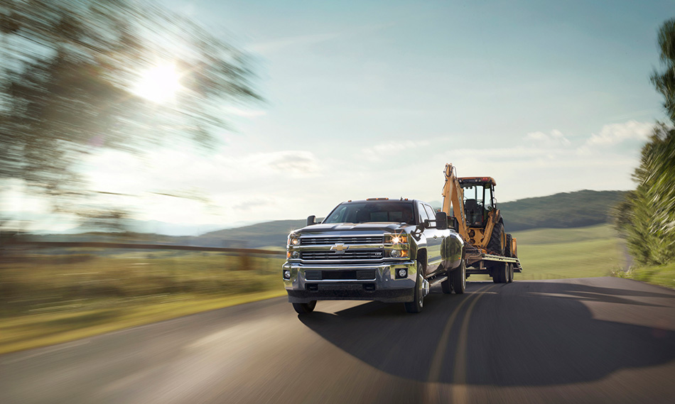 2015 Chevrolet Silverado HD Front Angle