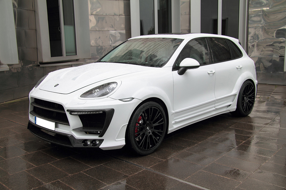 2013 ANDERSON Porsche Cayenne Turbo Front Angle