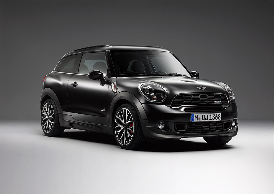 2014 MINI Frozen Black Front Angle