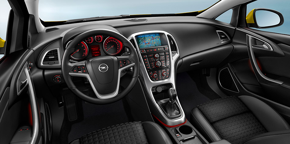 2013 Opel Astra GTC Interior