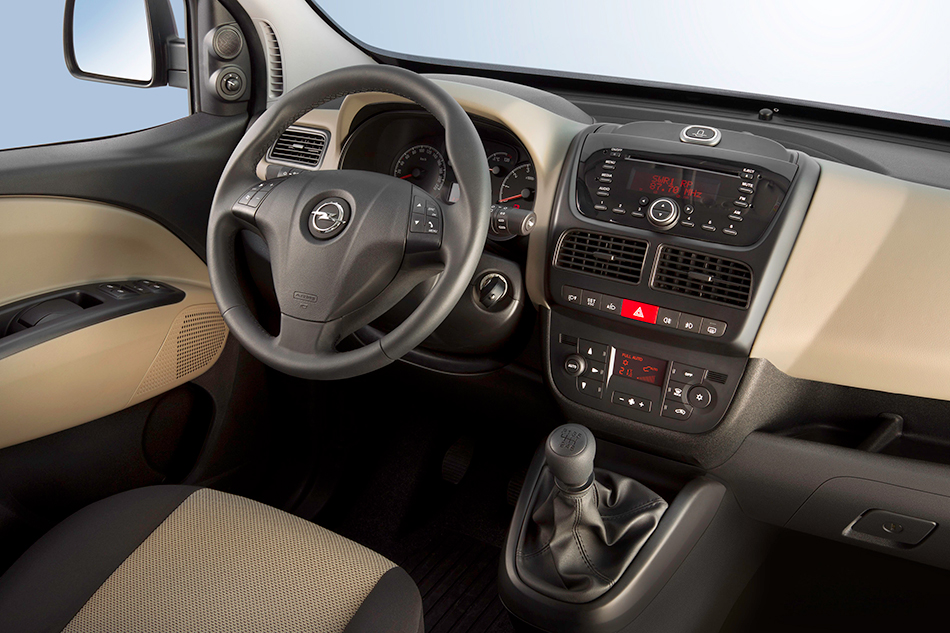 2013 Opel Combo Interior