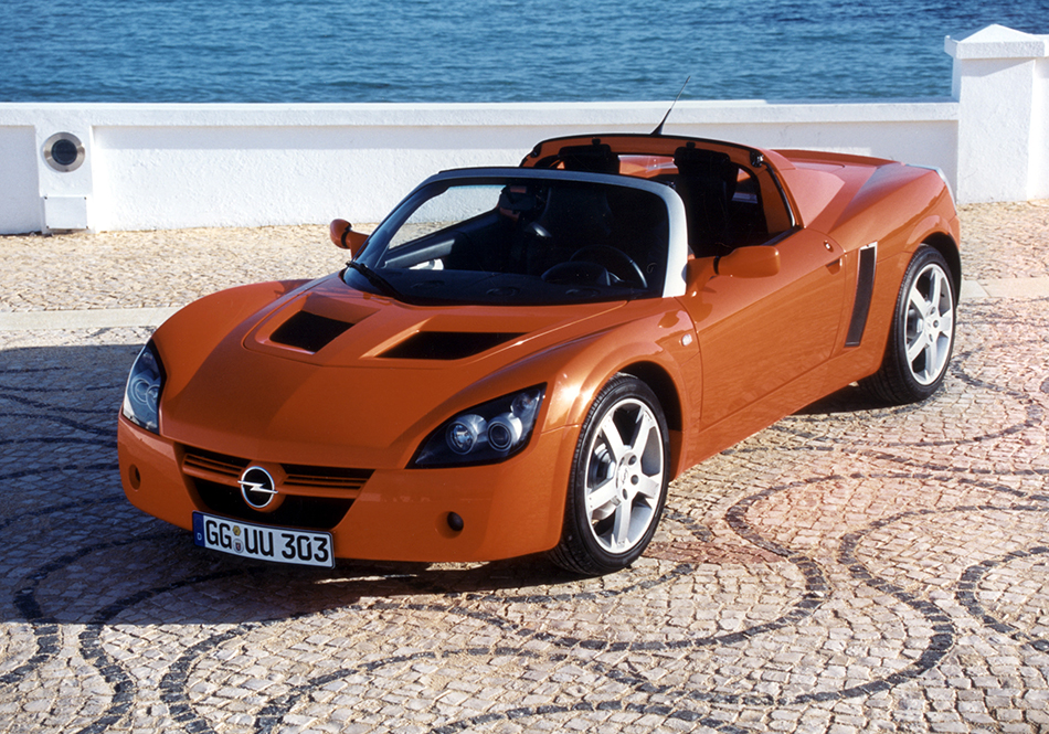 2001 Opel Speedster Front Angle