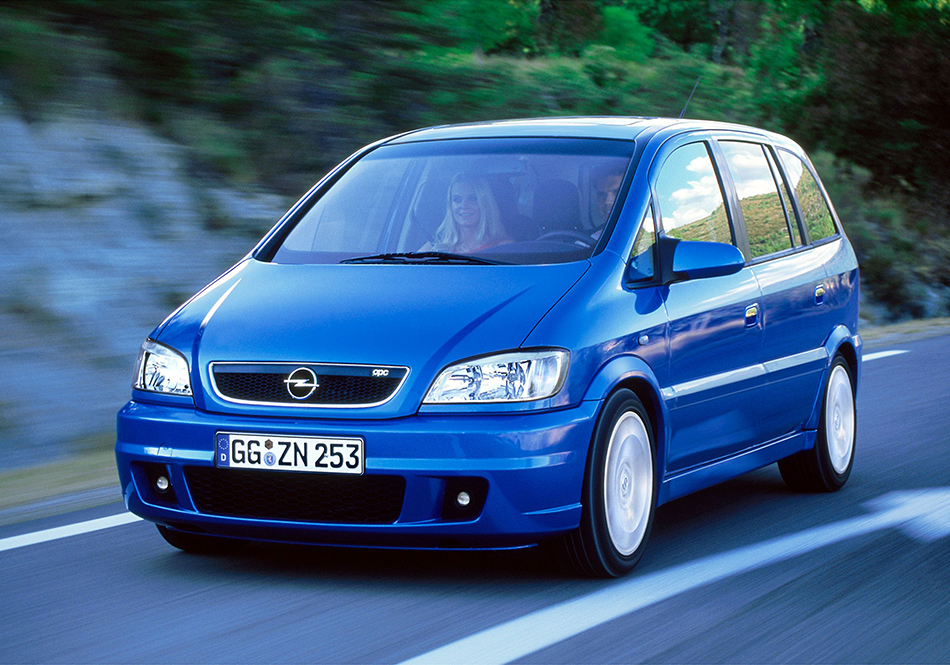 2001 Opel Zafira OPC Front Angle