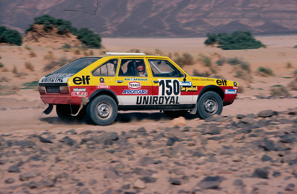 1982 Renault 20 4x4 Paris-Dakar Front Angle