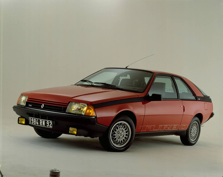 1980 Renault Fuego Front Angle