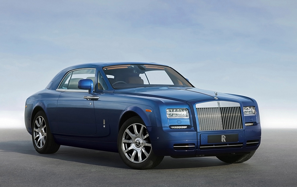 2013 Rolls-Royce Phantom Coupe Series 2 Front Angle