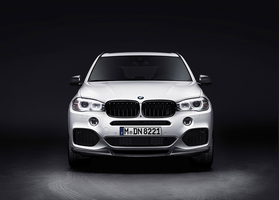 2014 BMW X5 M35i xDrive Front Angle