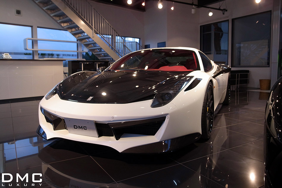 2013 DMC Luxury Ferrari 458 Italia ESTREMO Edizione Front Angle