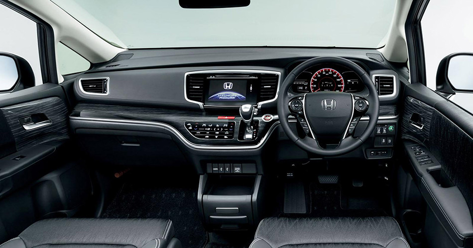 2014 Honda Odyssey JDM Interior