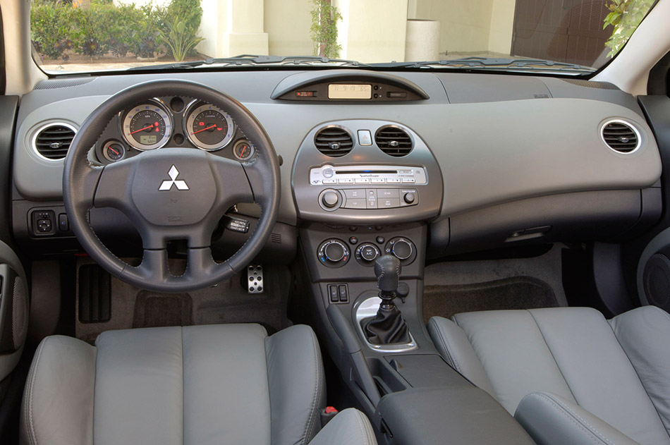 2009 Mitsubishi Eclips Coupe GT Interior