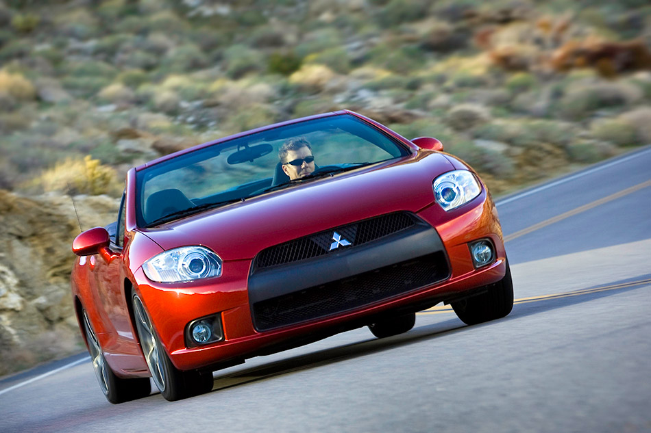 2009 Mitsubishi Eclipse Spyder GT Front Angle