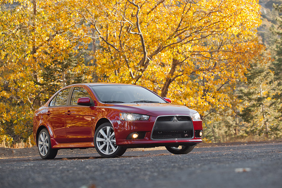 2013 Mitsubishi Lancer Front Angle