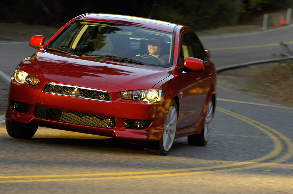 2009 Mitsubishi Lancer Sedan Front Angle