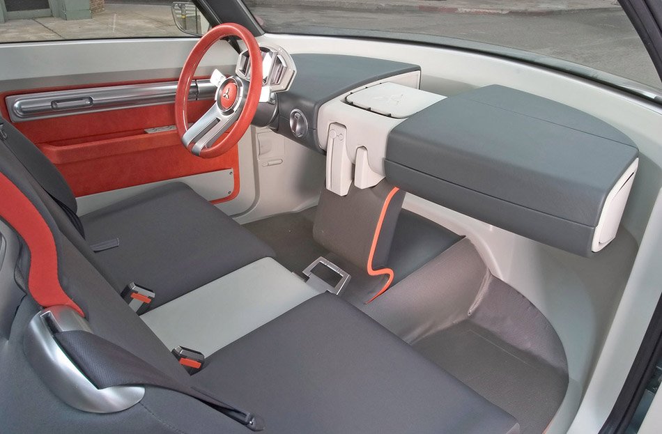 2004 Mitsubishi Sport Truck Concept Interior