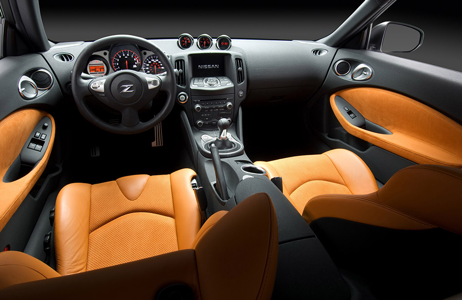 2010 Nissan 370Z Coupe Interior