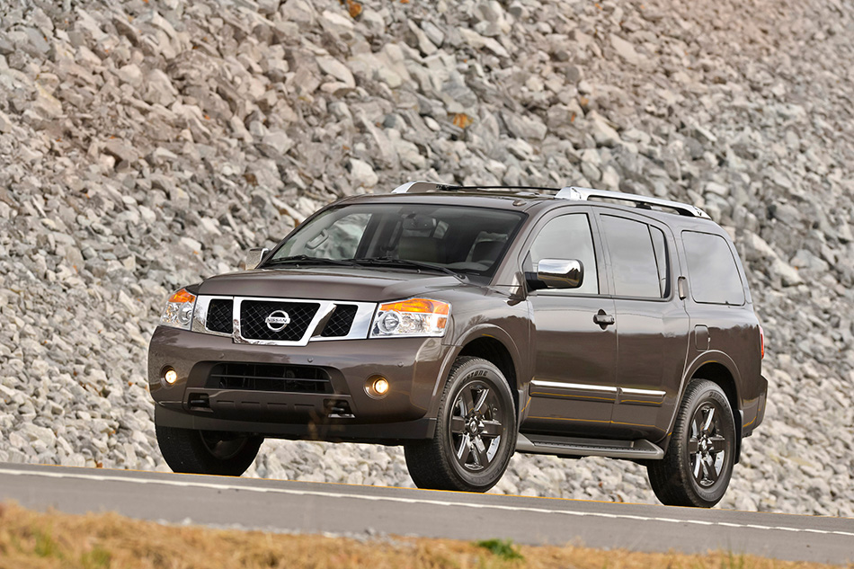 2014 Nissan Armada Front Angle