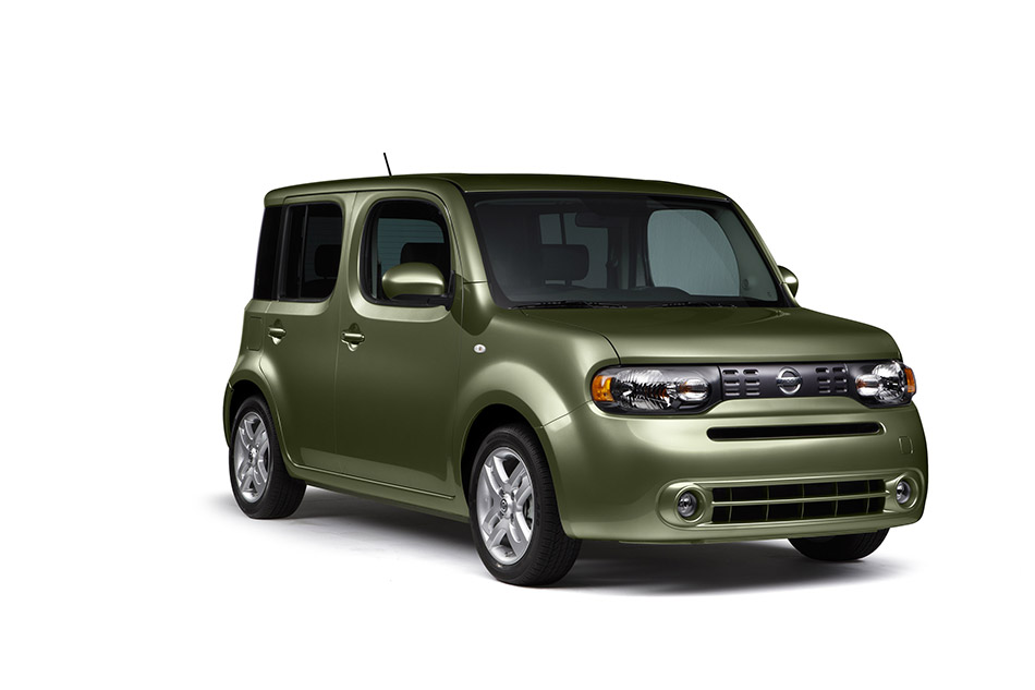 2011 Nissan Cube Front Angle