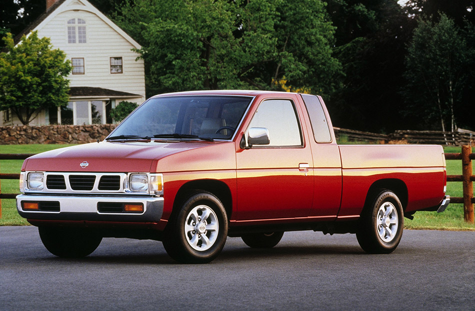 1997 Nissan Frontier Front Angle