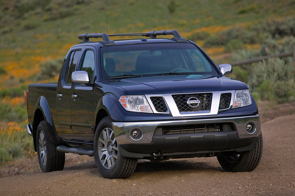 2009 Nissan Frontier Front Angle