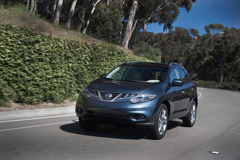 2012 Nissan Murano Front Angle
