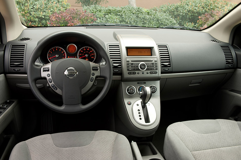 2009 Nissan Sentra Interior