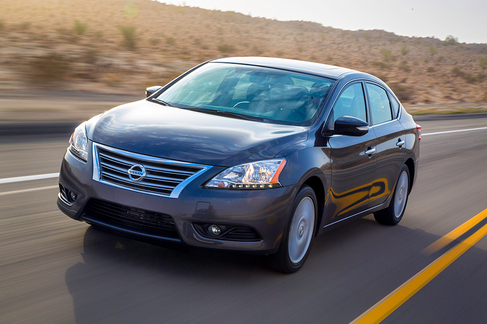 2013 Nissan Sentra Front Angle