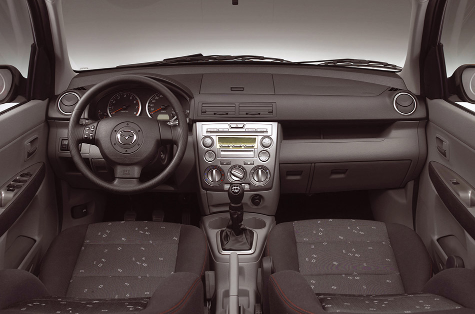 2003 Mazda 2 Interior