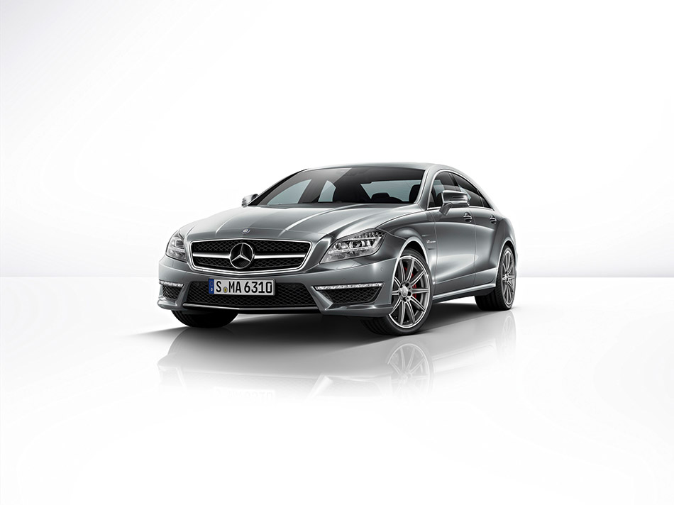 2014 Mercedes-Benz CLS63 AMG S-Model Front Angle