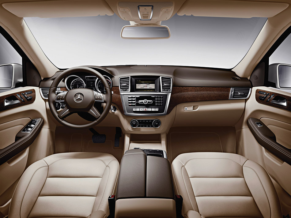 2012 Mercedes-Benz M-Class Interior