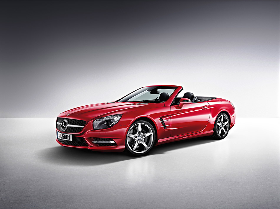 2013 Mercedes-Benz SL-Class Front Angle