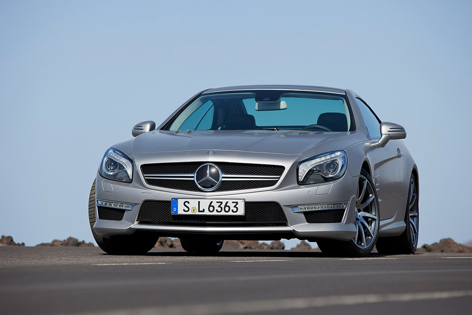 2013 Mercedes-Benz SL63 AMG Front Angle