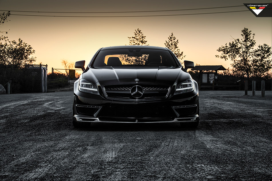 2013 Vorsteiner Mercedes-Benz CLS63 AMG Front Angle