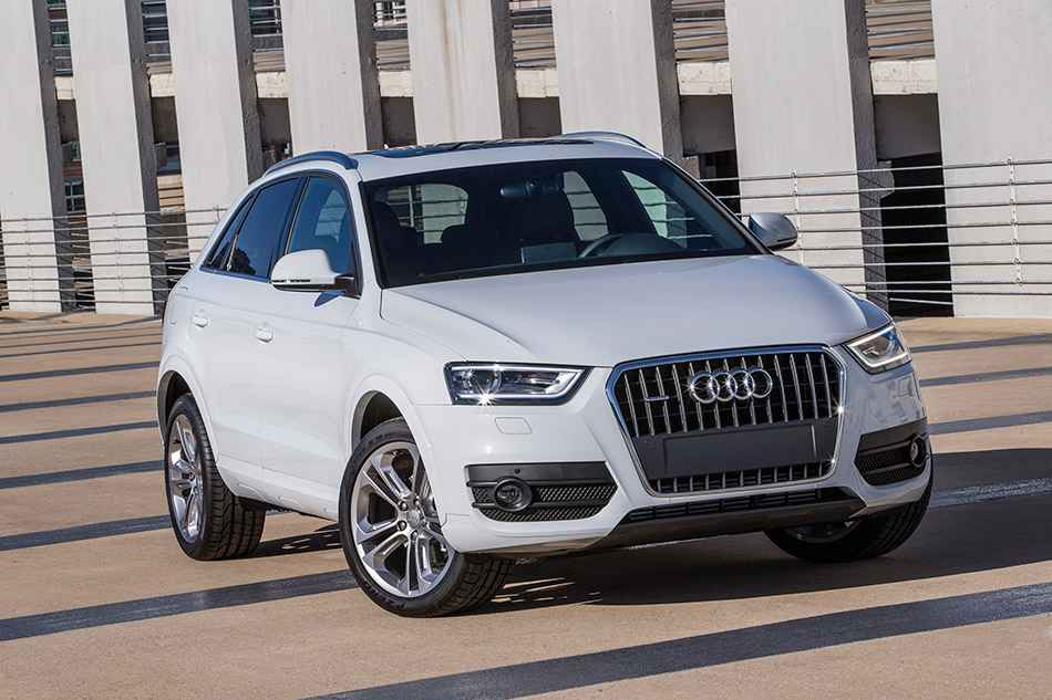 2015 Audi Q3 Front Angle