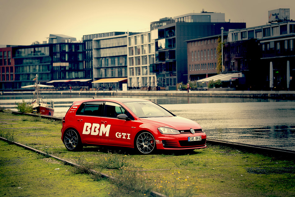 2014 BBM Volkswagen GOLF VII GTI PLUS Front Angle