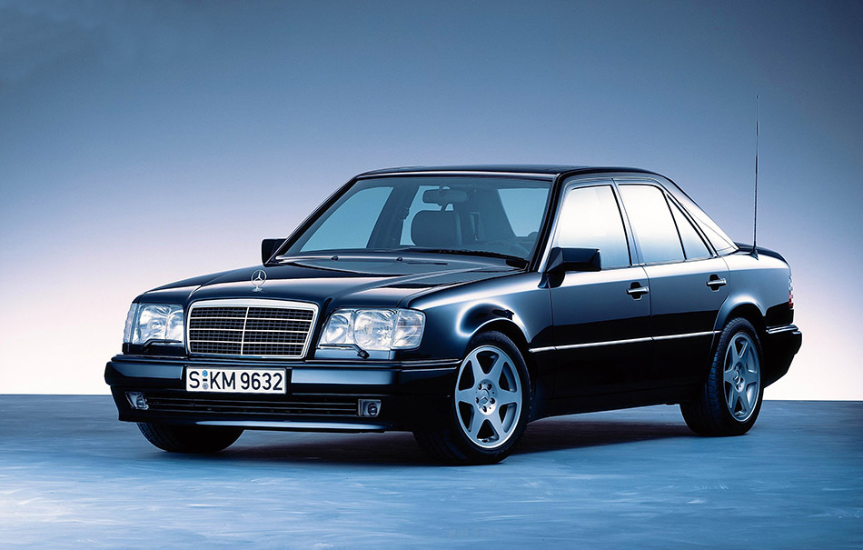 1991 Mercedes-Benz 500E Front Angle