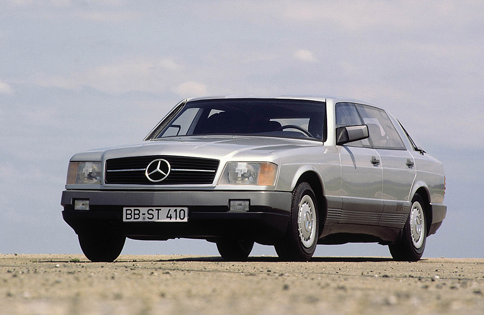 1981 Mercedes-Benz Auto 2000 Concept Front Angle