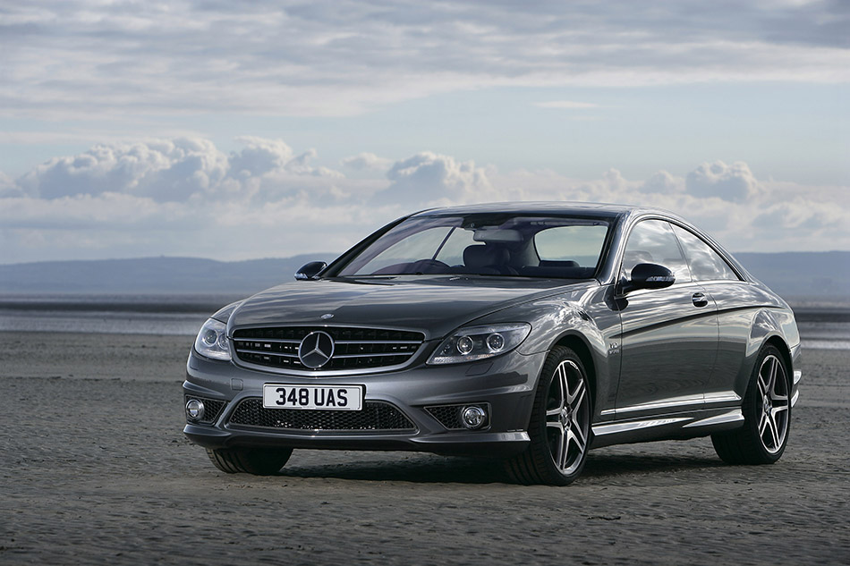 2008 Mercedes-Benz CL65 AMG UK Version Front Angle