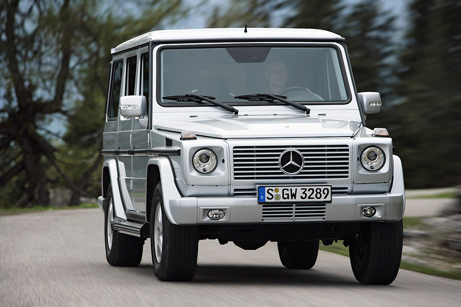 2007 Mercedes-Benz G-Class Front Angle