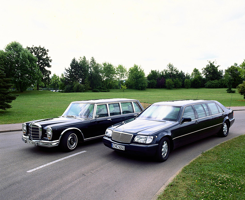 1998 Mercedes-Benz S600 Pullman Limousine W140 Front Angle