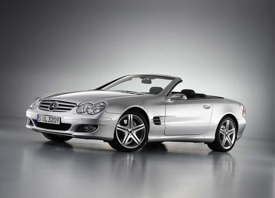 2007 Mercedes-Benz SL-Class Sports Package Front Angle