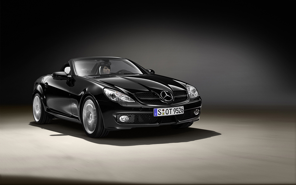 2009 Mercedes-Benz SLK 2LOOK Edition Front Angle