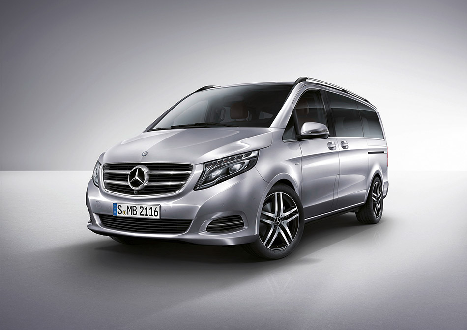 2015 Mercedes-Benz V-Class Front Angle