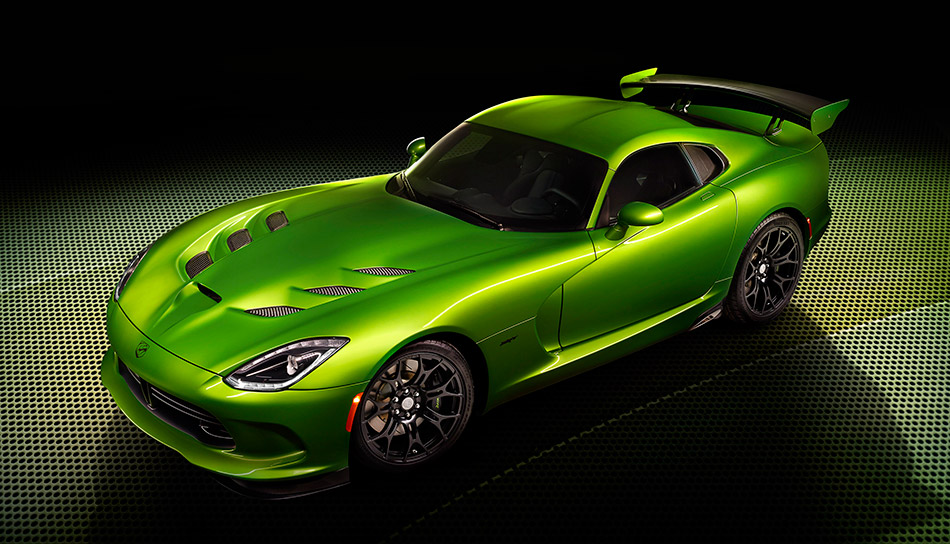 2014 SRT Viper Stryker Green Front Angle