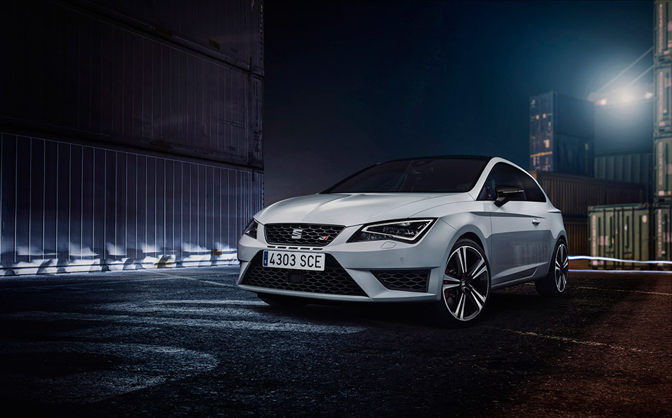 2014 Seat Leon Cupra Front Angle